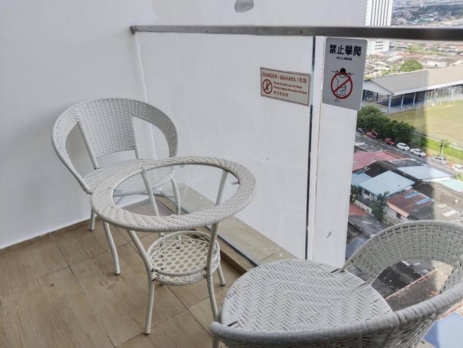 Space At Ksl D'esplanade Residence, With Tv Box 1109