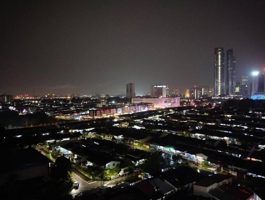 Space At Ksl D'esplanade Residence, With Tv Box 1109 Pangsapuri Johor Bahru