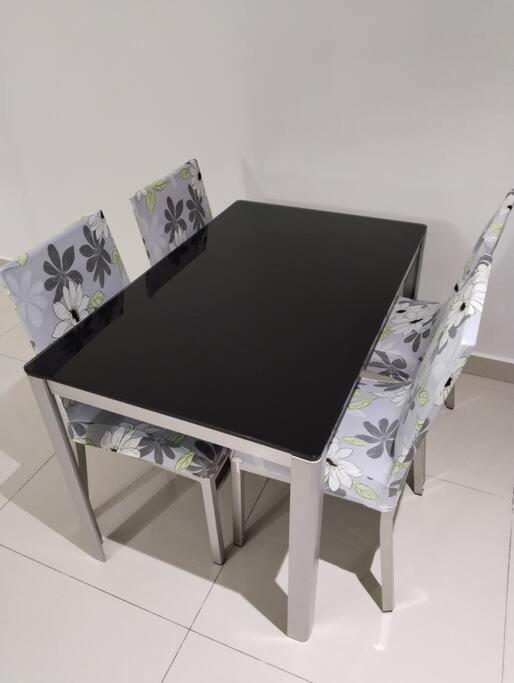 Apartment Space At Ksl D'esplanade Residence, With Tv Box 1109 Johor Bahru